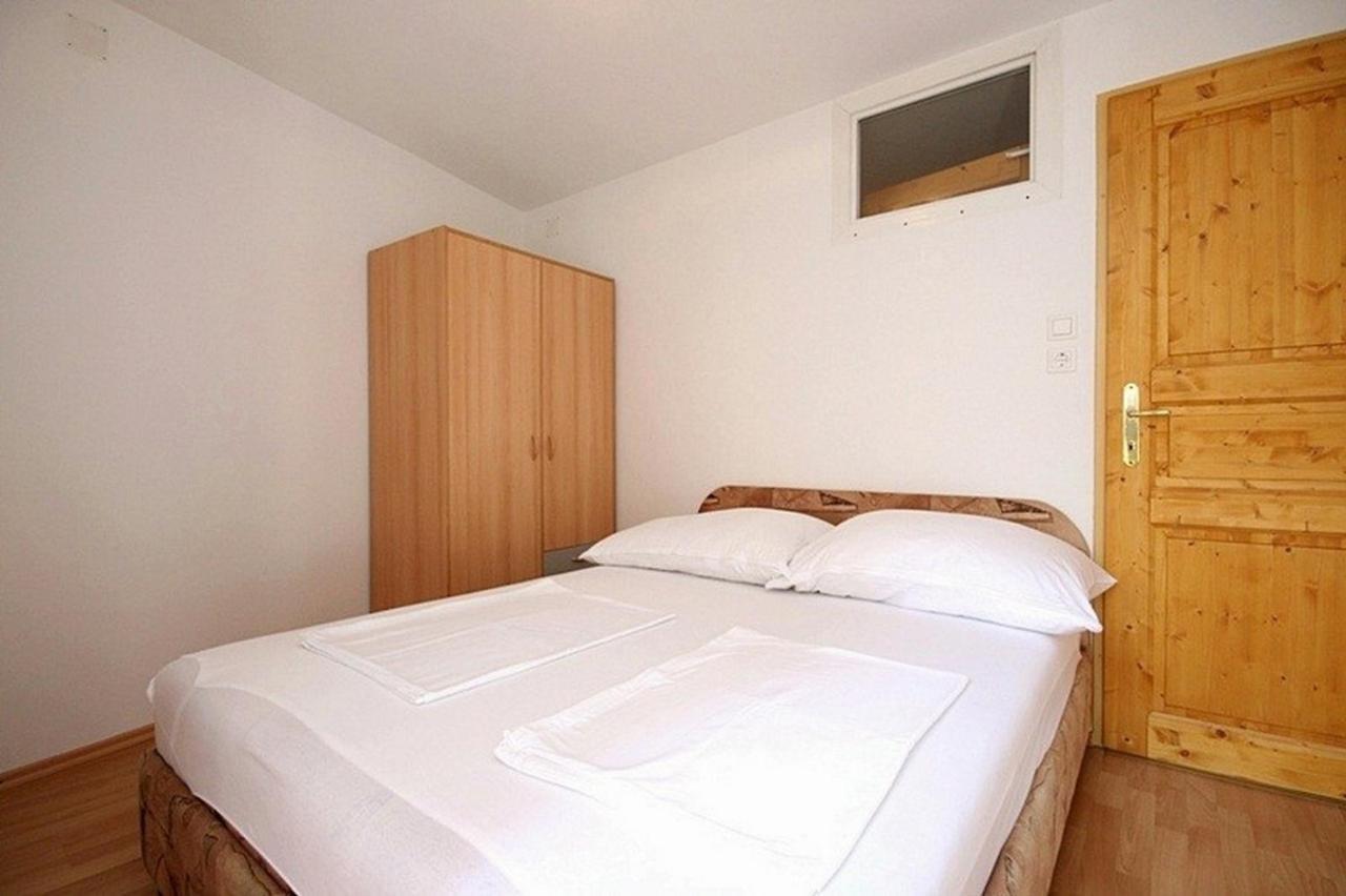 Apartments Slavko Baška Exterior foto