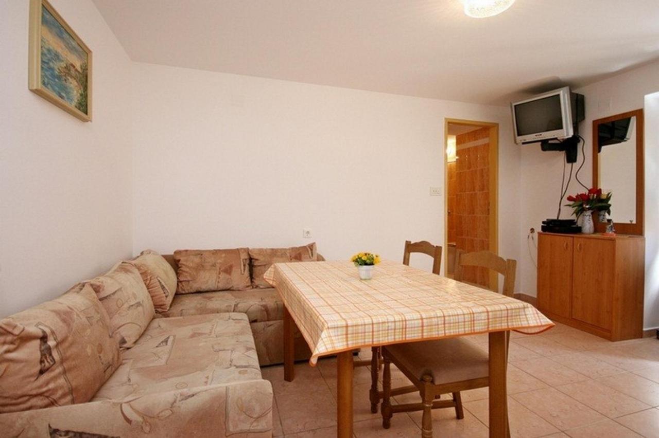 Apartments Slavko Baška Exterior foto